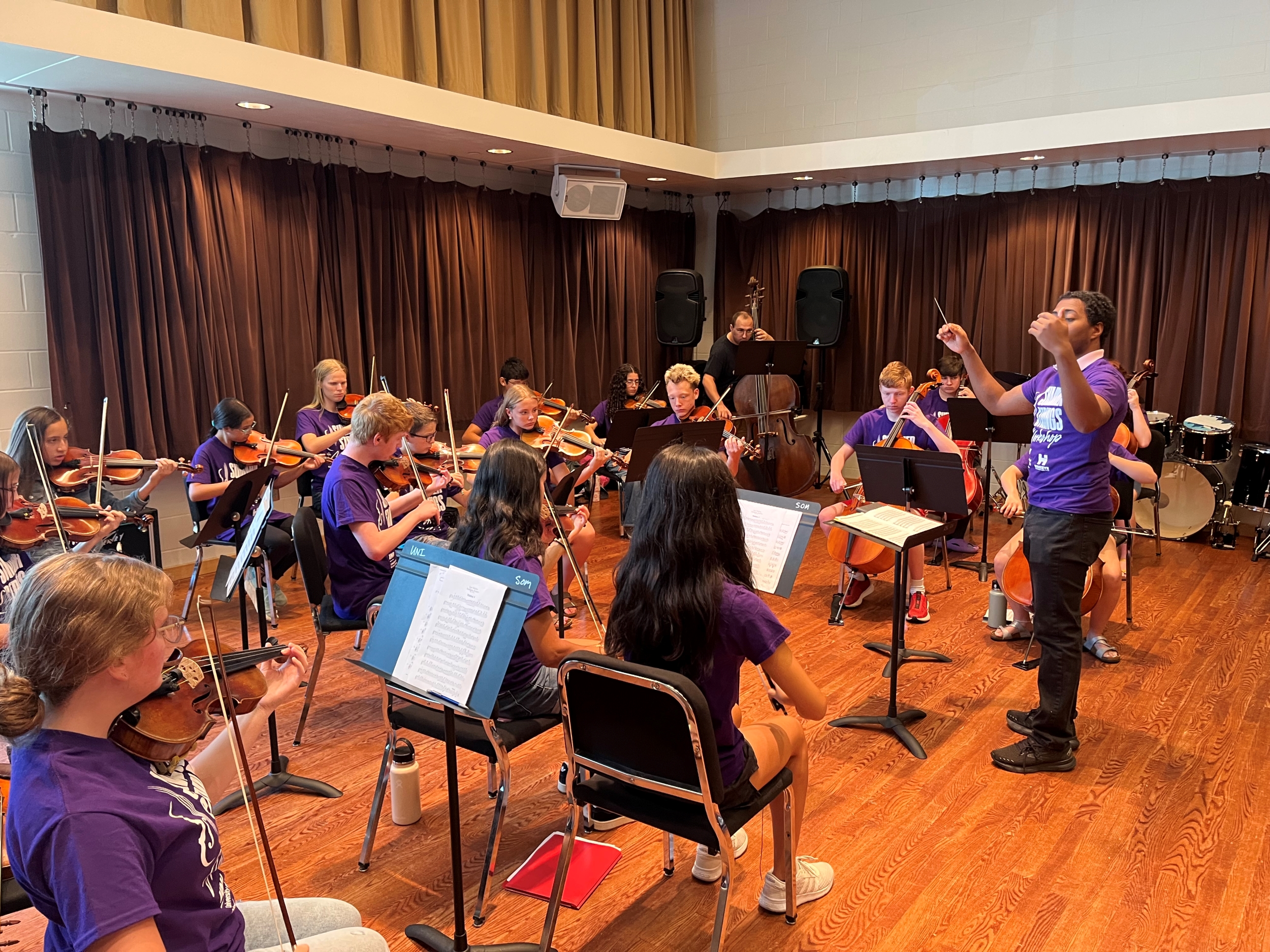 Summer Strings workshop participants