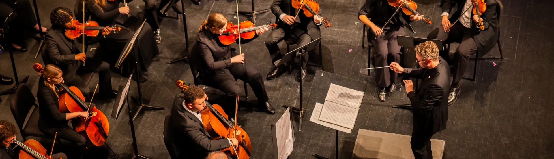 Photo of the Northern Iowa Symphony Orchestra in concert